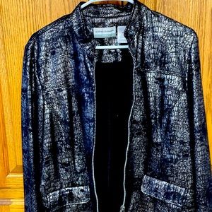 Alfred Dunner 12 petite black and silver jacket has two pockets on the front